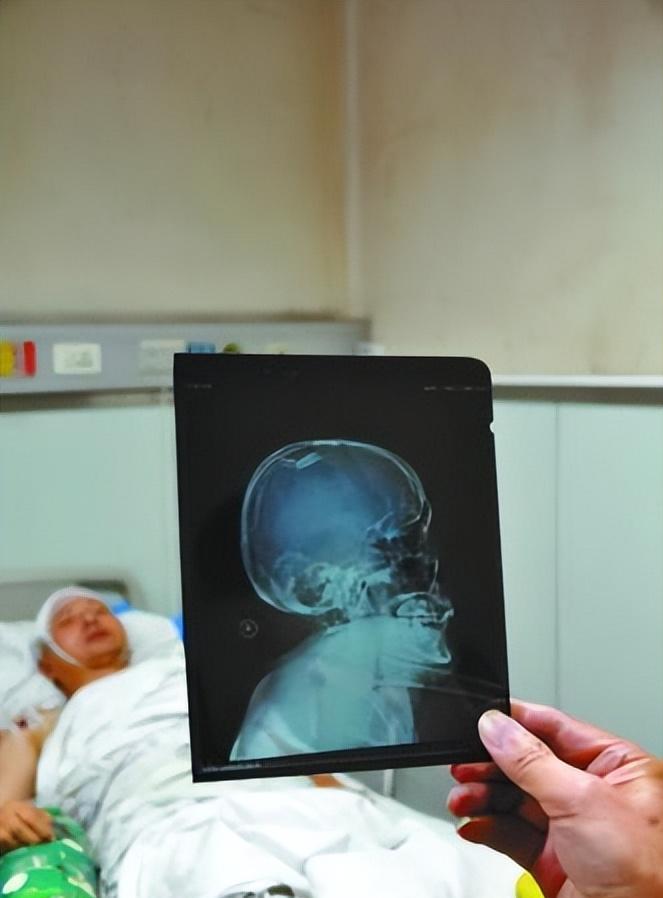 砸车者蔡洋出狱,西安砸日本车事件蔡洋