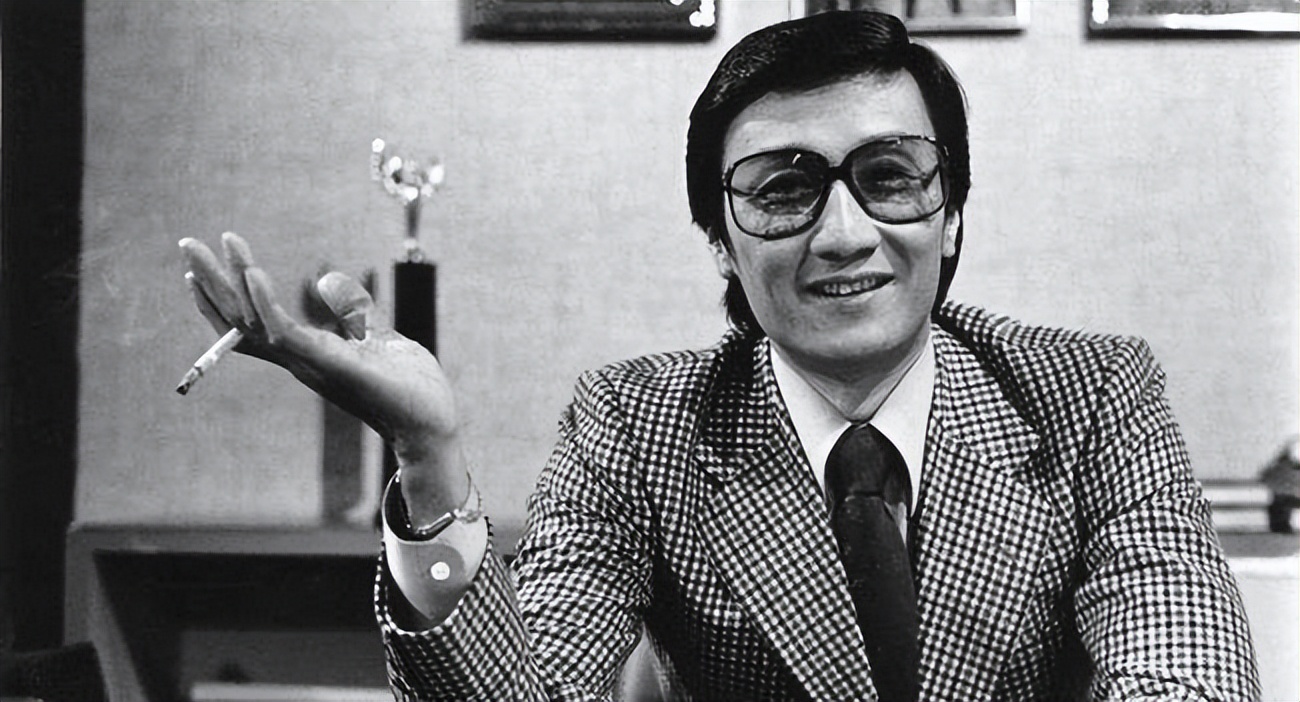 谢贤李小龙谁大,谢贤成龙