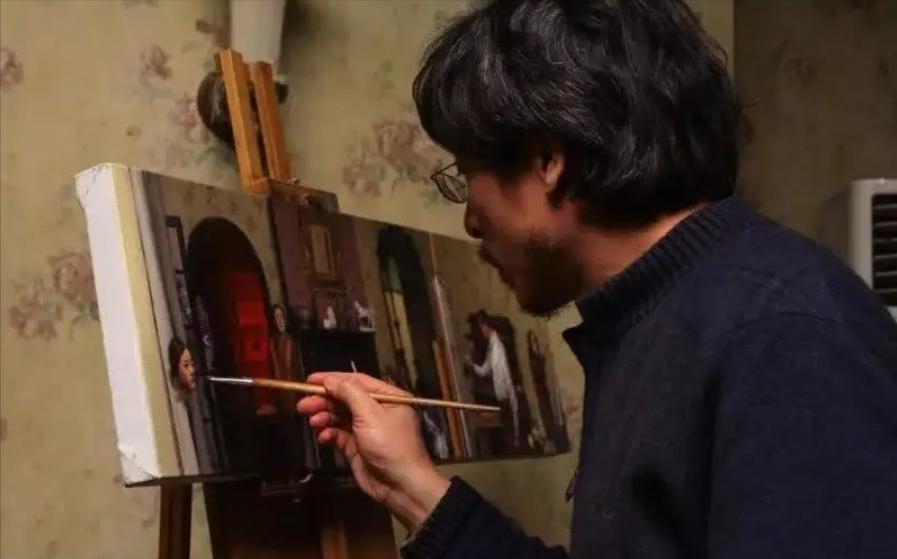 冷军画2个破旧发动机，横着放卖198万，竖着放卖了1897万，值吗？