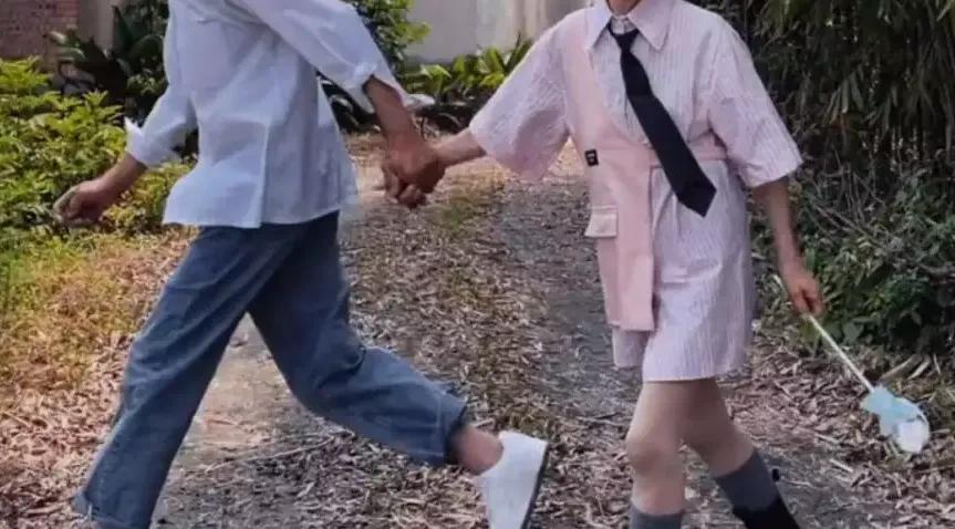 签名文案高级小众短句,黄昏日落独特小众的文案短句