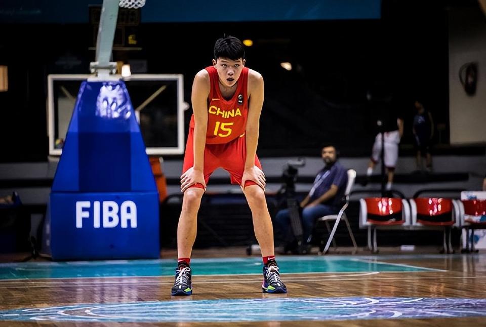 中国男篮出现王治郅接班人，18岁小将有望进国家队，前途不可限量