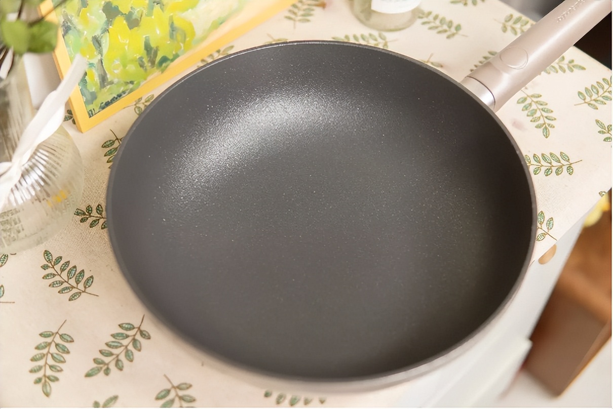 九阳大磨王爆炒不粘锅试用评价,九阳大磨王与小磨王爆炒锅区别