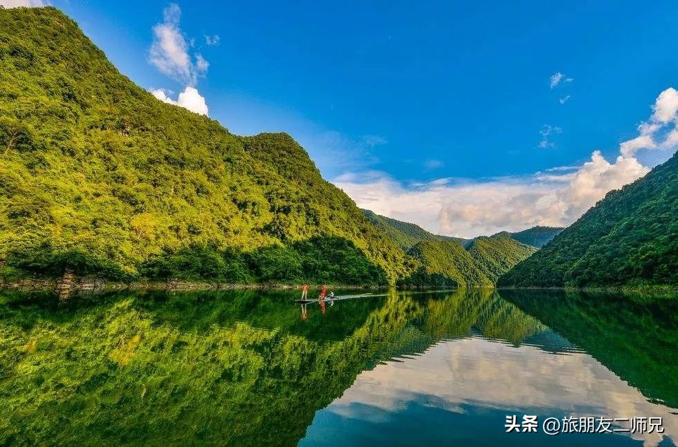 金秀圣堂湖在圣堂山吗,广州南浦出发一日游