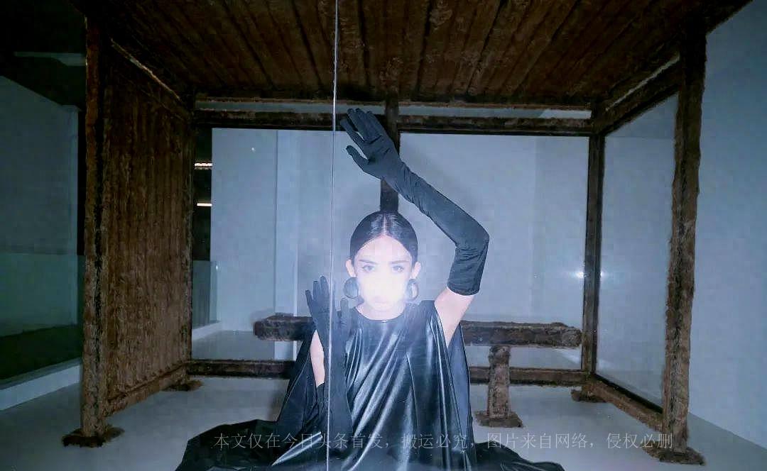 娱乐圈八卦封面,娱乐榜最新排行榜封面