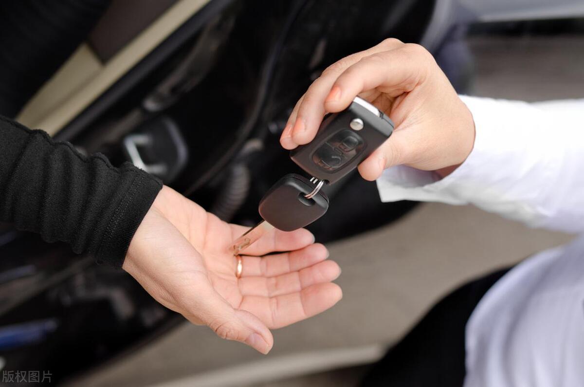 不能过户的二手抵押车能买吗,抵押车没过户出了事故怎么办