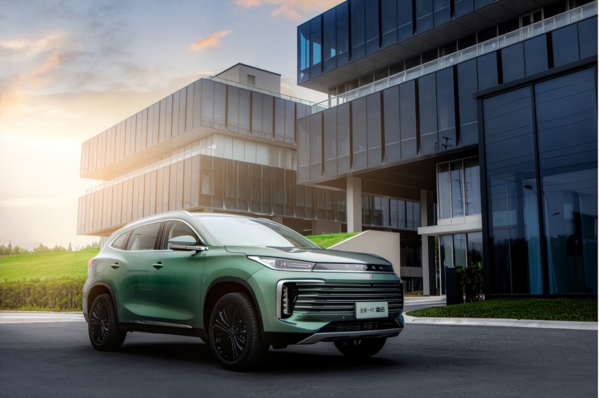 全新一代凌云与老款有什么区别,车企宠粉