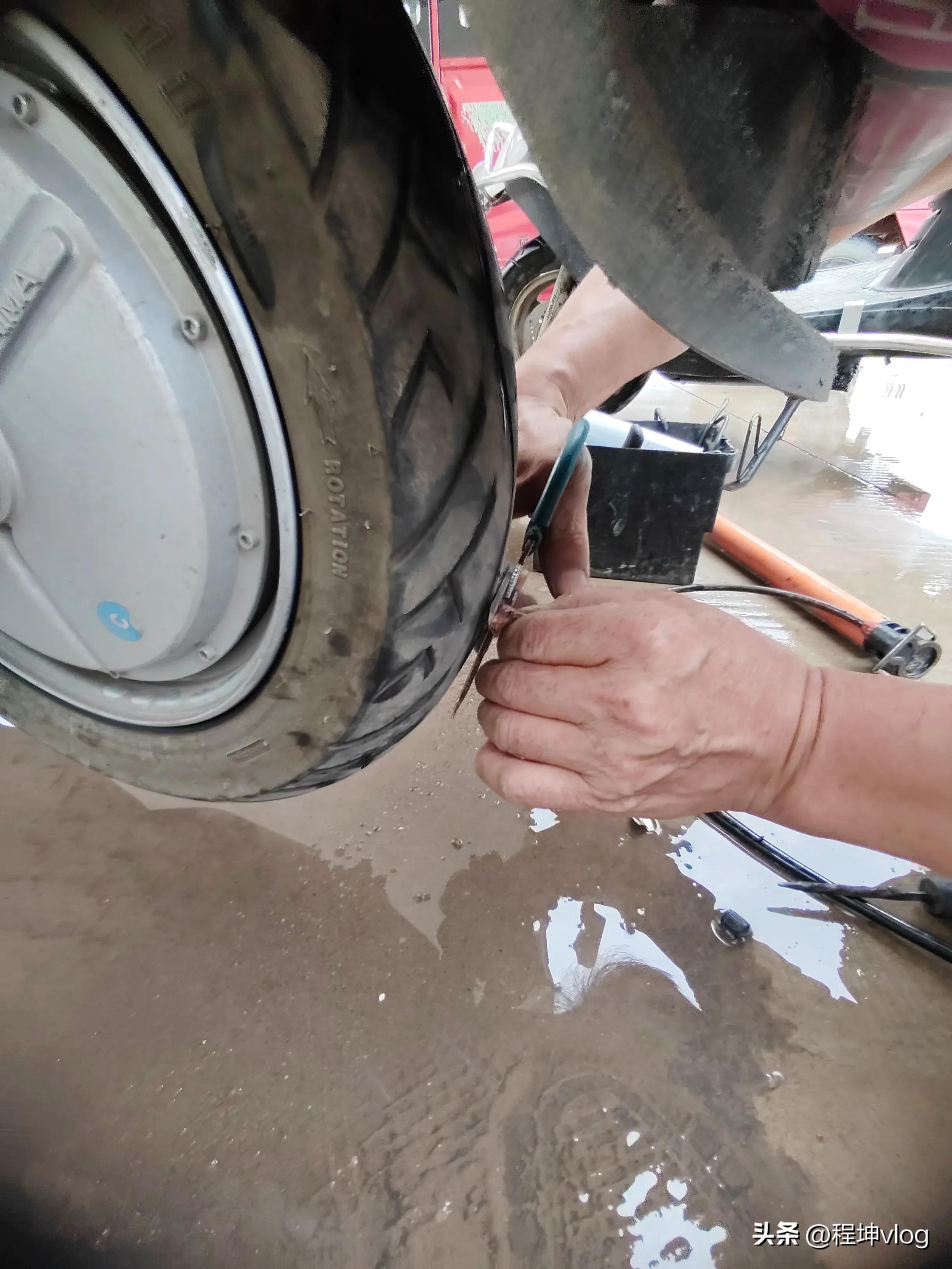 买电动车电瓶需要注意什么问题,新买的电瓶车都会有问题吗