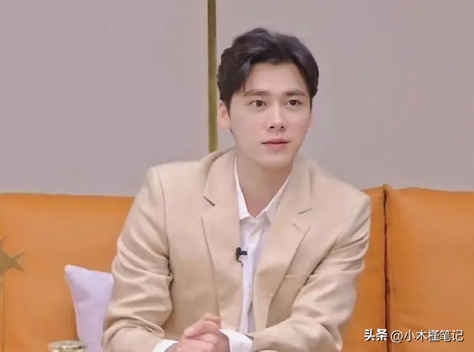 李易峰再次传出已婚，疑似入赘进女方家，结婚证曝光引发猜测