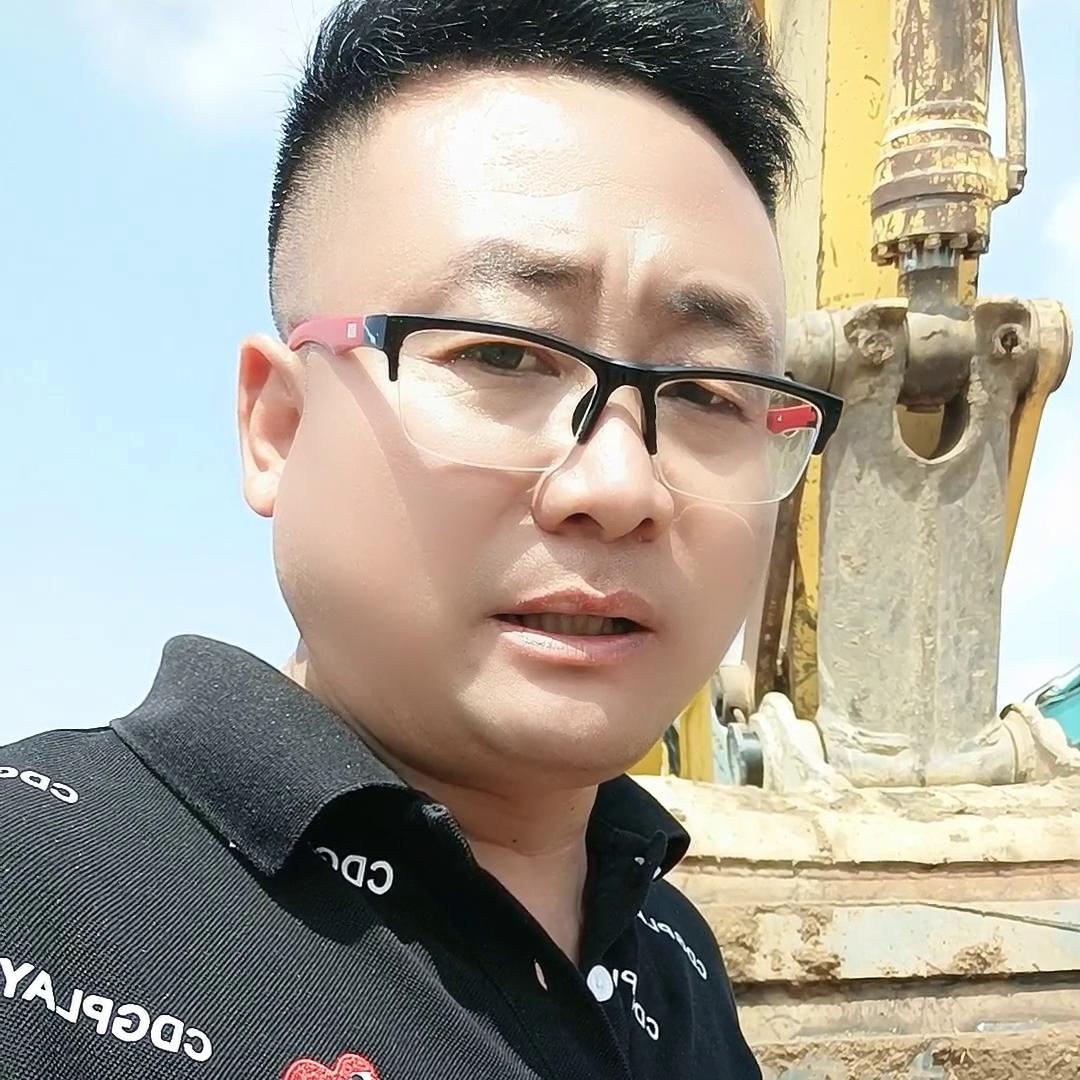 精品小松220-8,12年小松360-7多少钱