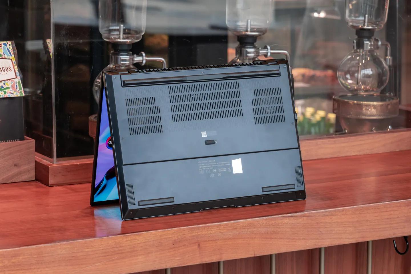 华硕灵耀pro14深度体验,高性能oled屏幕笔记本