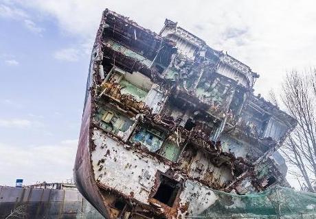 2018年浙江渔民发现豪华游轮,舟山渔民在东海发现无人游轮