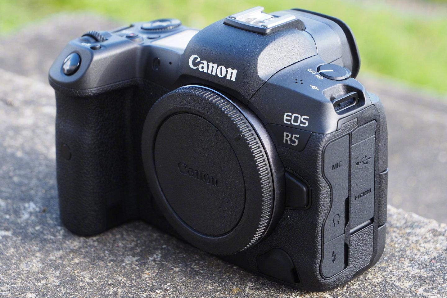 佳能r5与尼康z7索尼a7m4性能对比,尼康z5佳能rp索尼a7r2人像对比