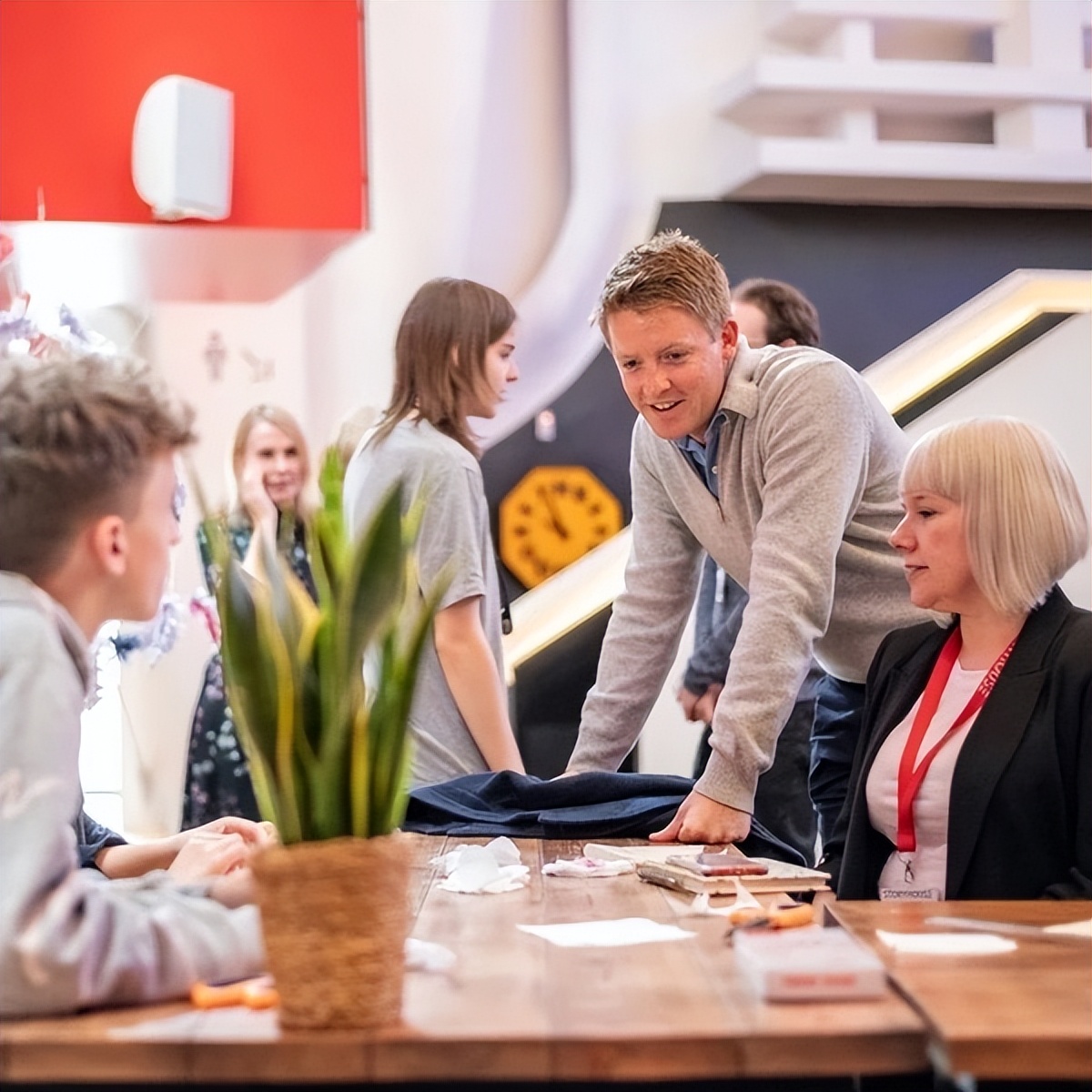 英国王室西敏公爵,英国最年轻的千亿富豪