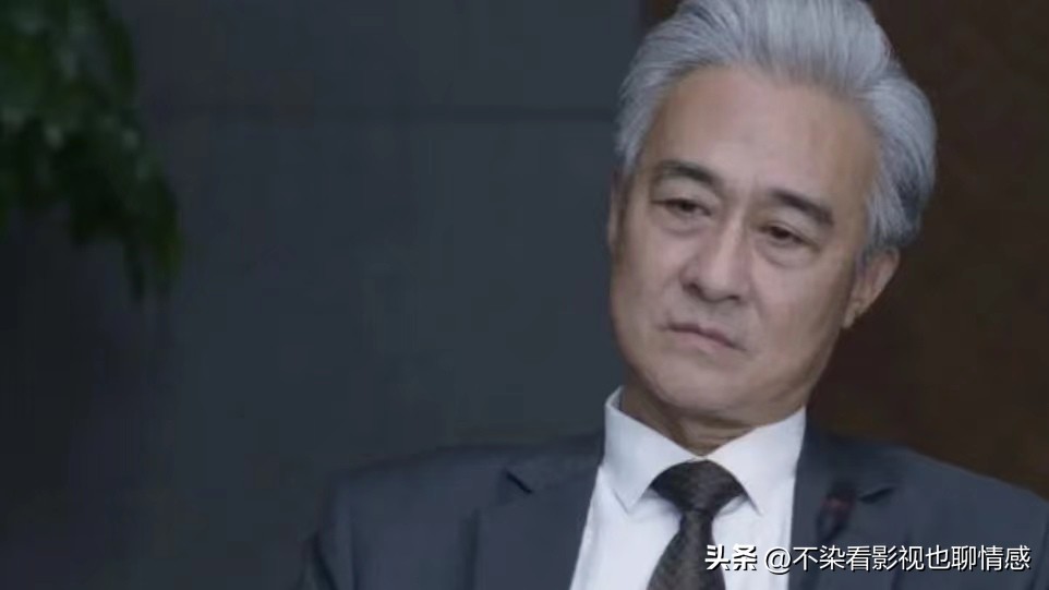 《都挺好》：资本家老蒙的本质，对你好是为他所用