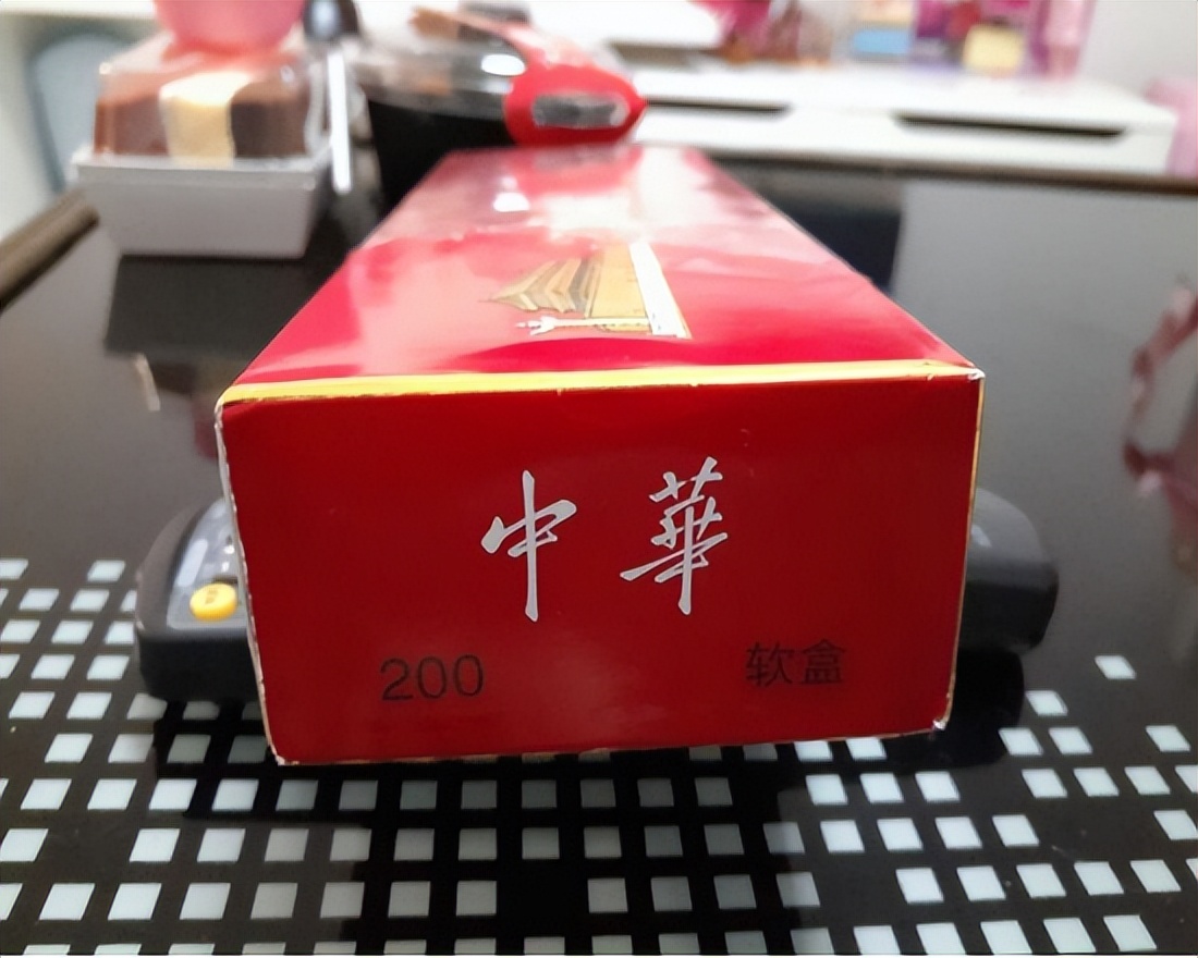 烟盒没有编码是不是假烟,香烟有保质期吗如何分辨真假烟