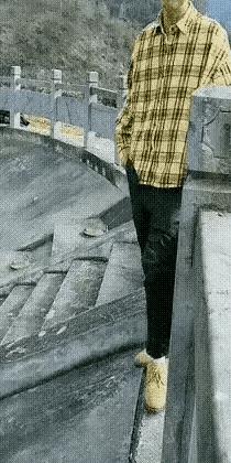 摄影师收入过万有多难,摄影师月入过万的多吗