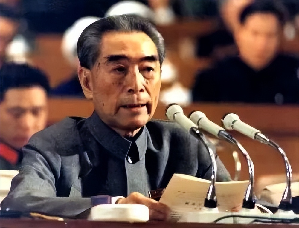 周总理逝世后3小时：遗体被解剖，发现多个内脏器官上均有癌细胞