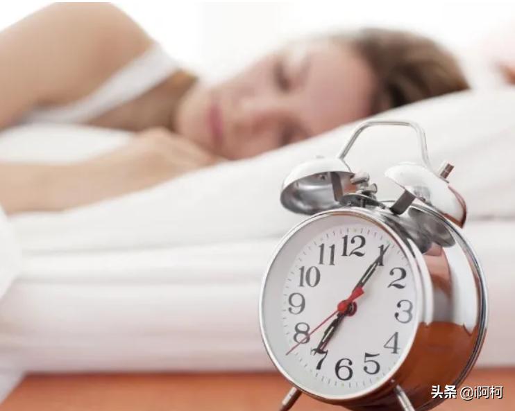 皮肤保养小窍门美白补水,怎样才能使脸部皮肤光滑细腻美白