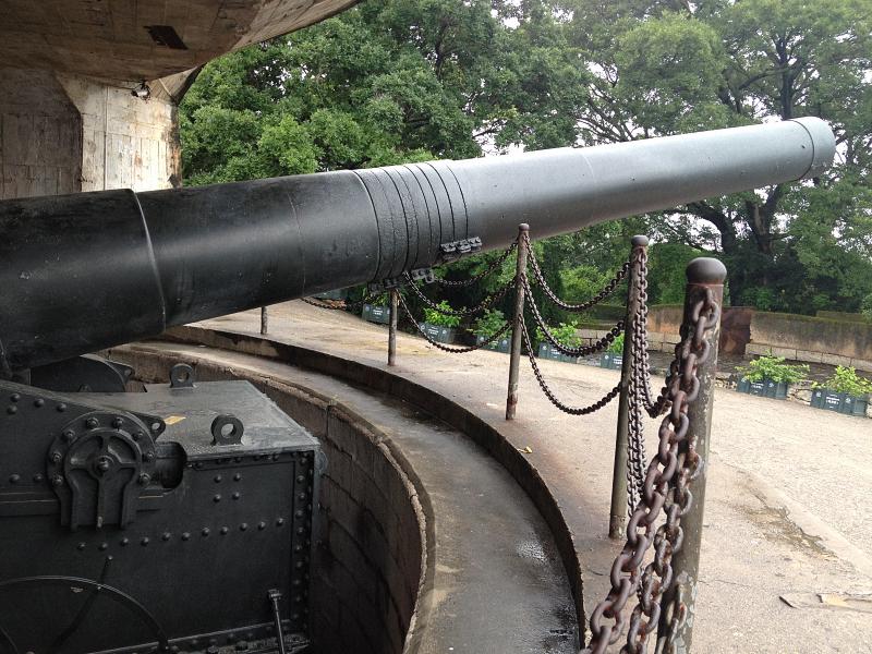 金门炮战的衍生品：100万发炮弹、6000万把菜刀和副厅局级市场