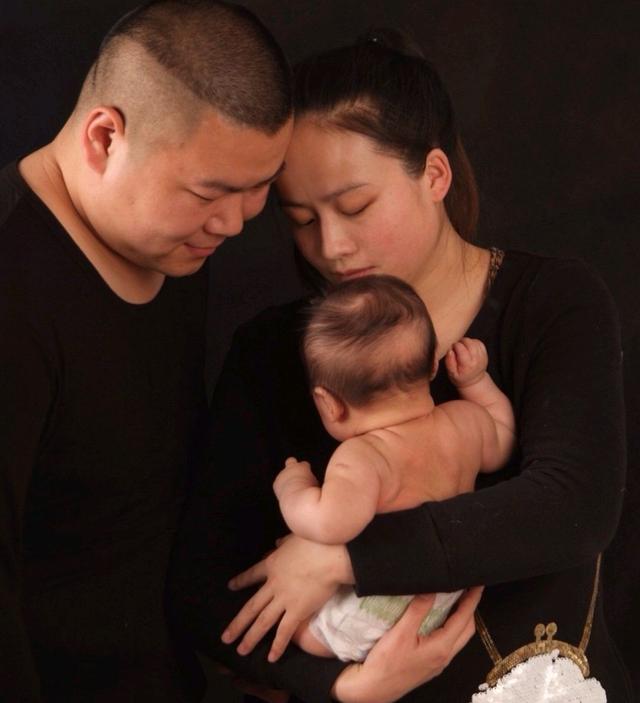 岳云鹏妻子郑敏,岳云鹏的妻子郑敏做什么的