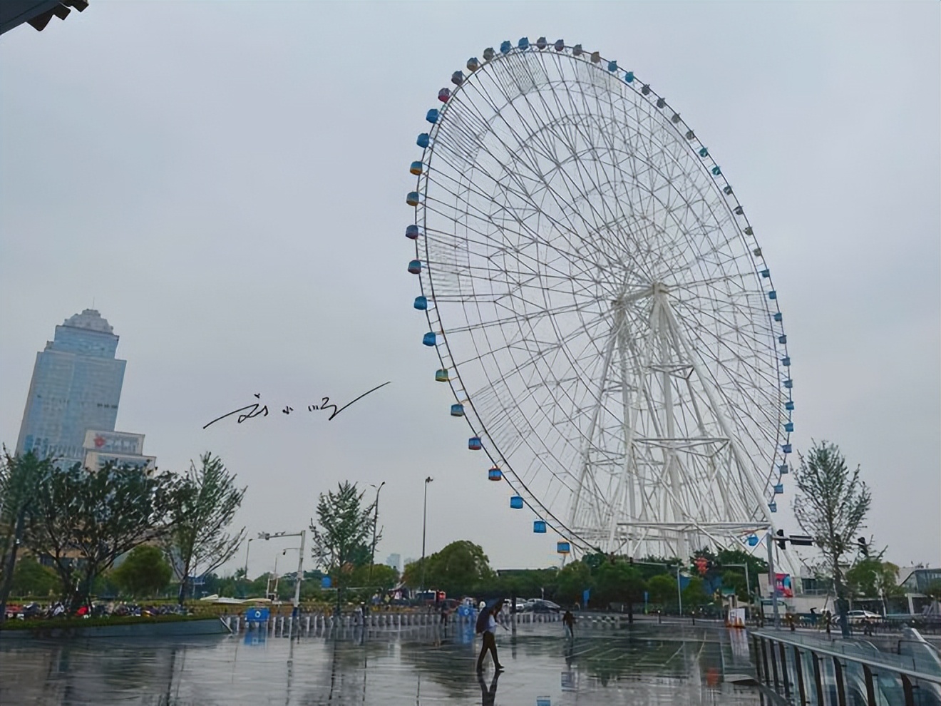 南昌最大的摩天轮十大排名,目前中国最高的摩天轮南昌之星