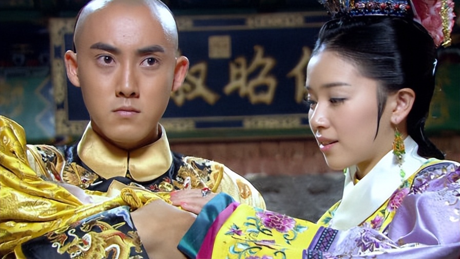 新版还珠格格皇上知道小燕子真相,还珠格格小燕子为什么被发现