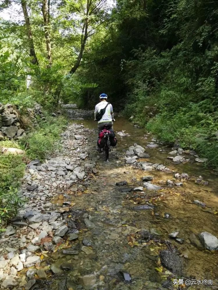 金牛县和五丁关到底是什么样子？用我骑行一天的经历来看看