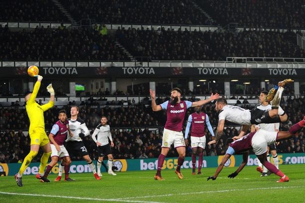 足坛奇葩故事仰卧撑,足坛奇葩故事