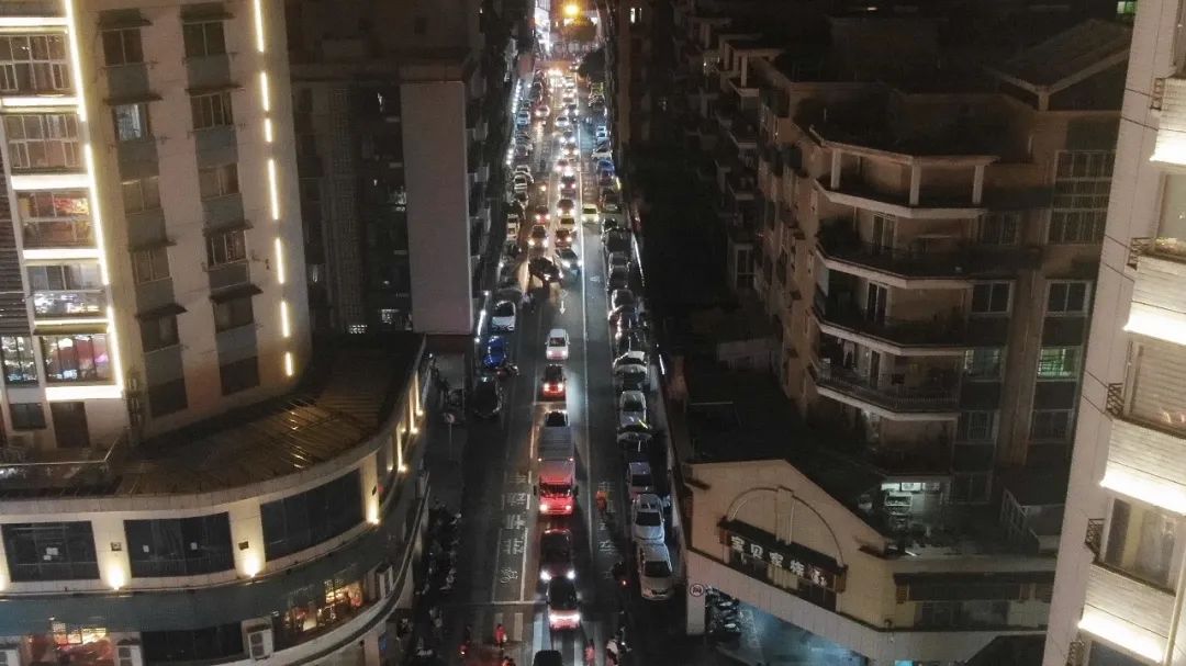 柳州风情港夜市怎么走,柳州风情港夜市街规划