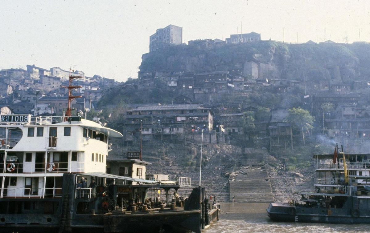 日寇侵入永州*行暴**实录，2000余妇女被奸淫，令人发指，罄竹难书3