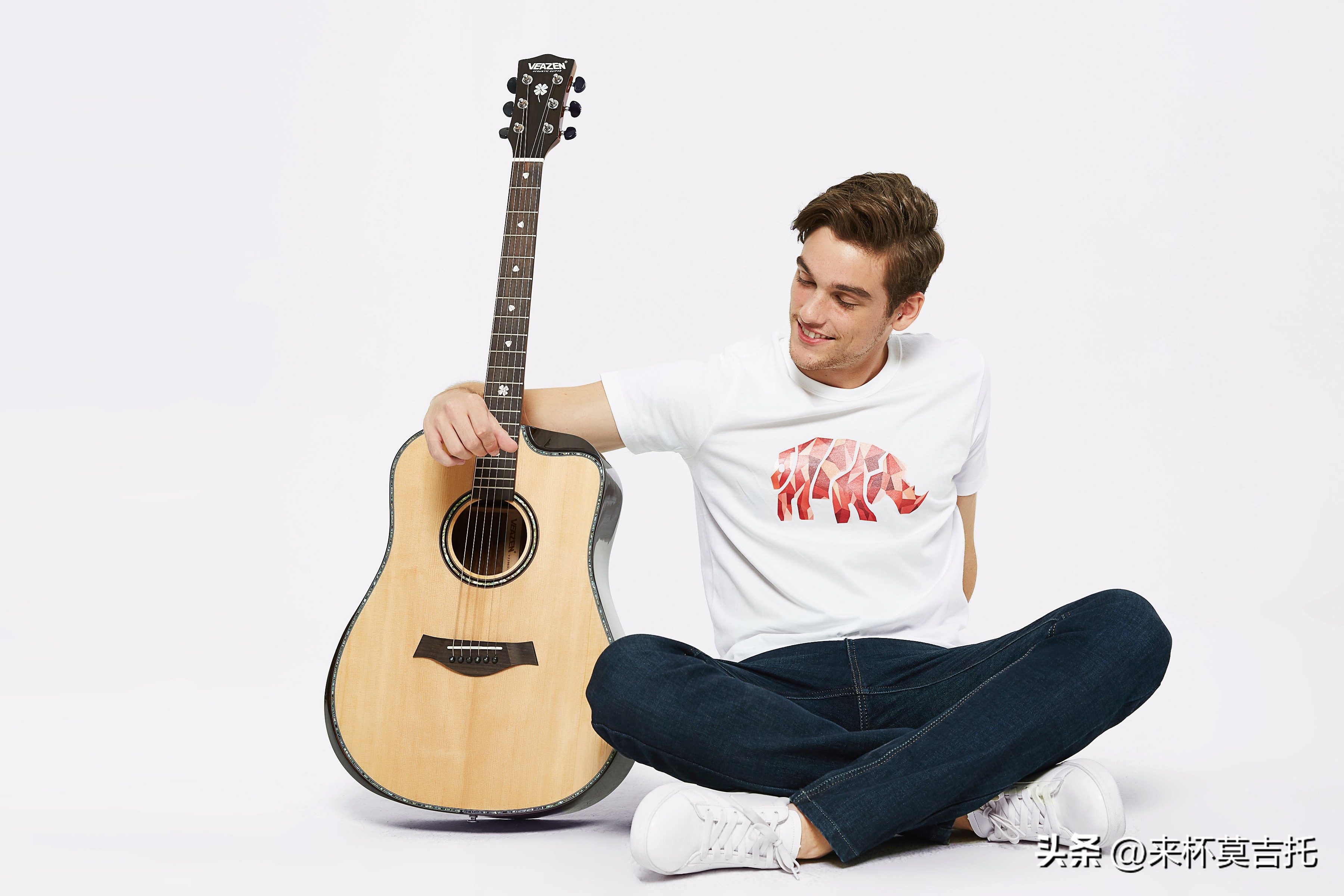 费森吉他和雅马哈吉他,性价比吉他哪款好