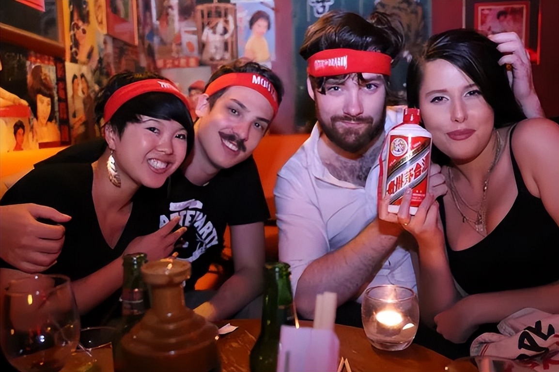 为什么现在茅台那么便宜 (为什么海外版的茅台比较便宜)