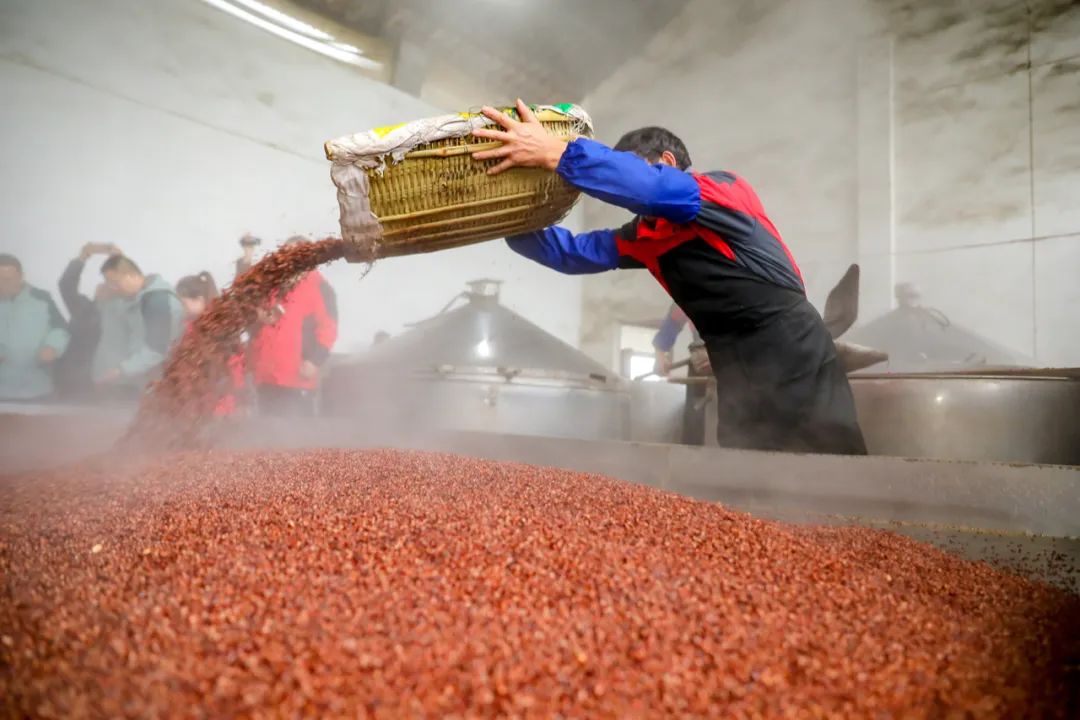 拐枣可以泡水和泡酒,拐枣与肉桂泡酒功效