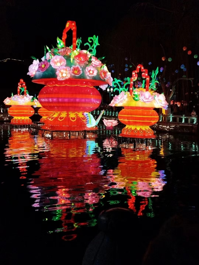 明湖书友赠诗《元宵节抒怀》等十四首