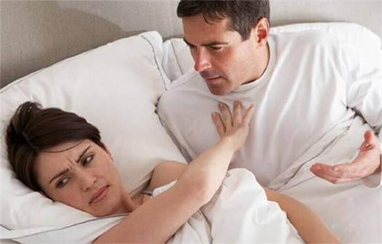 经期没忍住同房了，有哪些危害？医生：这几点要知道，别不当回事