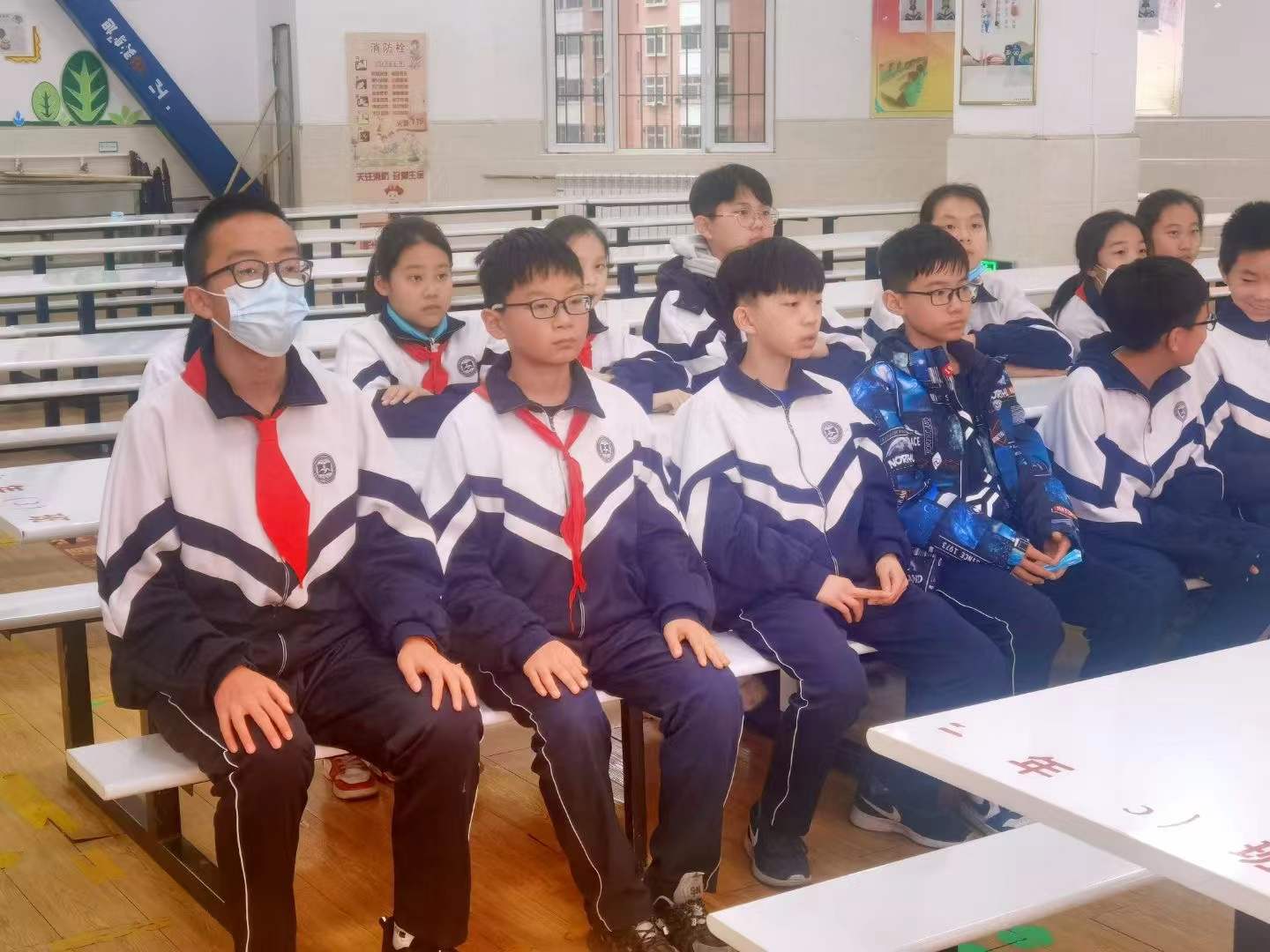 家委会代收班费100元,学校家委会代收班费违规吗