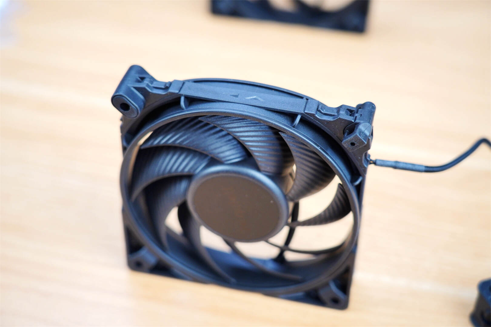 静音和性能相依兼得，支持三档转速，德商德静界PRO4值得拥有