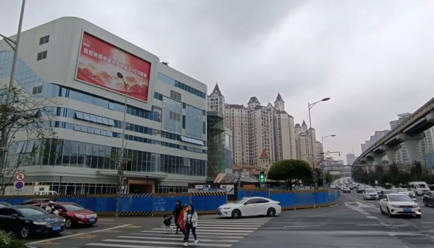 学区房崩盘了吗,学区房神话破灭