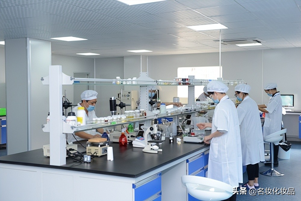 化妆品代加工如何选择爆款,化妆品代加工贴牌厂家联系方式