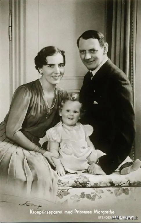 丹麦村里的小叔子爱上了嫂子？大女主女王：我从不信八卦和童话