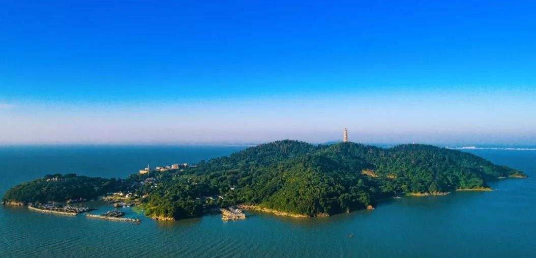 为什么巢湖撤地级市改县级市,巢湖市是第一个被撤地级市的吗