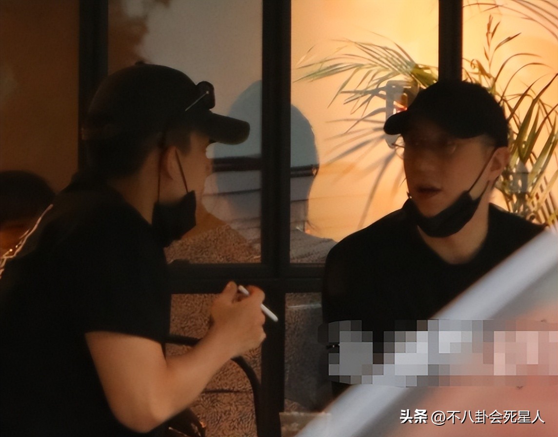 张默和房祖名被抓的时间,张默和房祖名关系好吗