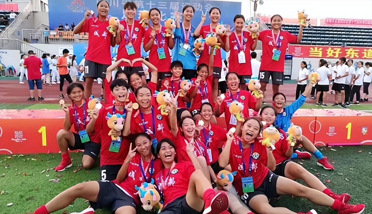 棠湖中学实验学校高考喜报,棠湖中学国家级