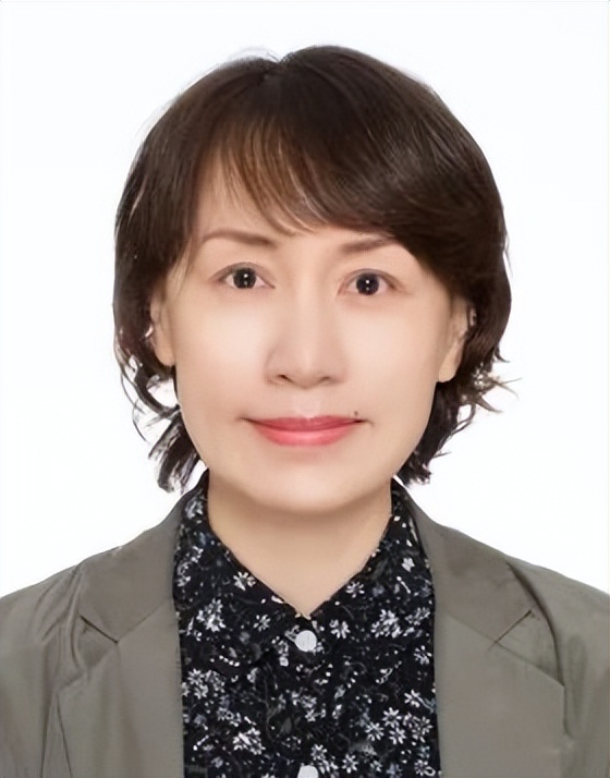 全身肌肉酸痛无力发软是甲流吗,前上纵隔见团块状软组织密度影