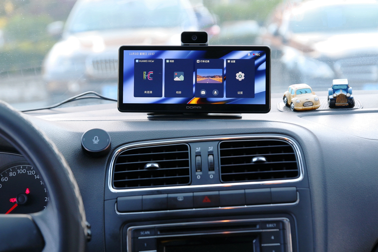 华为鸿蒙智联车载智慧屏评测,鸿蒙智联车载智慧屏s50可以投屏吗