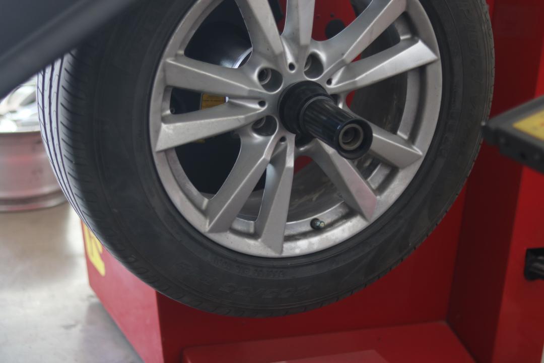 14款宝马x5老改新过程,2011款宝马x5翻新修复