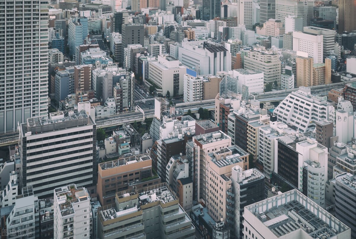 日元贬值为什么能缓解经济危机,日本经济复苏下日元为何贬值