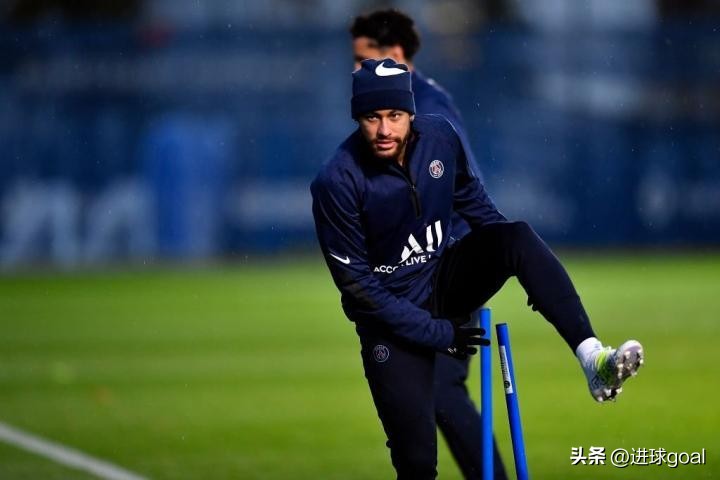 内马尔韧带修复赛季报销苏亚雷斯建议他想拿世界杯要学习梅西