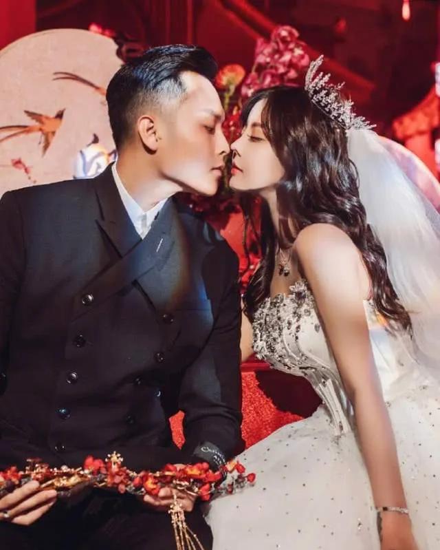 24岁网红韩安冉首次回应四婚,网红韩安冉结过几次婚