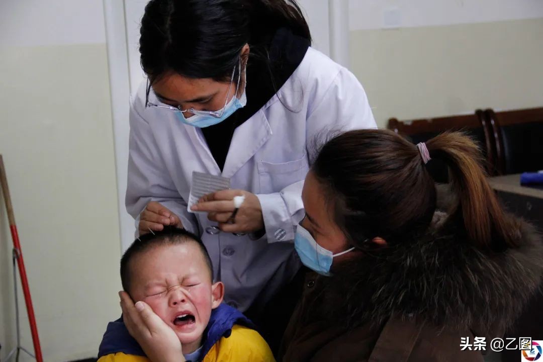 3岁孩子基因突变有什么症状,男童基因变异3年后